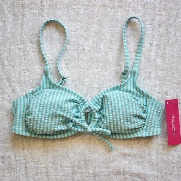 Xhilaration Other - Xhilaration peep tie bikini top